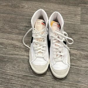 Nike Men's Blazer Mid '77 Vintage Sneakers White Black, Sz 12